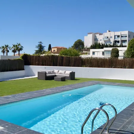 Barcelonavacances-villa Diamante Villa *